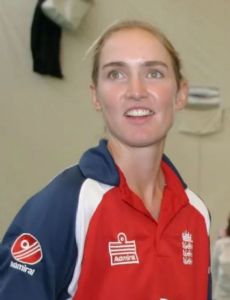 Beth Morgan (cricketer)