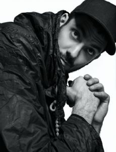 Aitor Throup