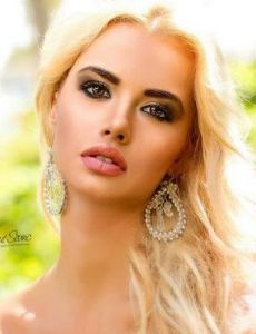 Ksenia Sarina