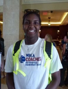 Elizabeth Williams (basketball)