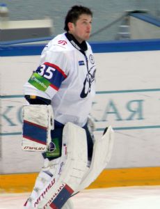 Yuri Klyuchnikov (ice hockey)