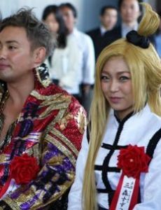 Kazuchika Okada and Suzuko Mimori