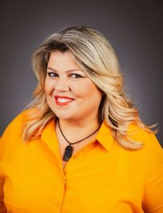 Urzila Carlson