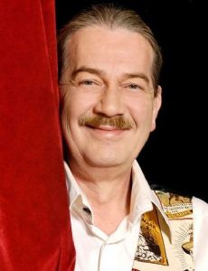 Ferhan Sensoy