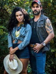 Giovana Cordeiro and Juliano Cazarré