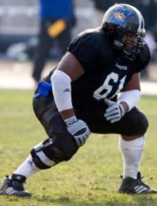 Brandon Barnes (offensive lineman)