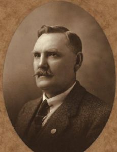 Maurice Collins
