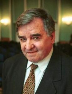 Linnart Mäll