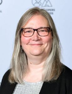 Amy Hennig