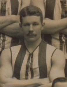Arthur Leach