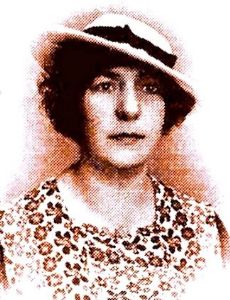 Lola De Oliveira
