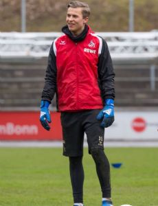 Sven Müller (footballer, born 1996)