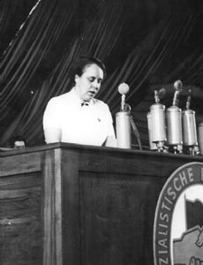 Hertta Kuusinen
