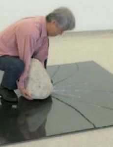 Lee Ufan