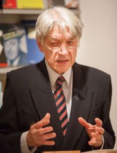 Wolfgang Kubin