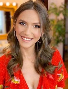 Adela Popescu