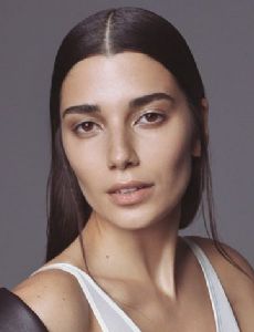 Ezgi Sözüer
