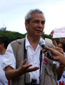 Jim Paredes