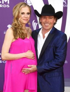 Clay Walker and Jessica Craig Walker