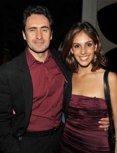 Sandra Echeverría and Demián Bichir