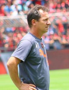 Wilmer López