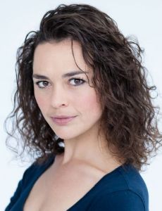 Tinarie van Wyk Loots