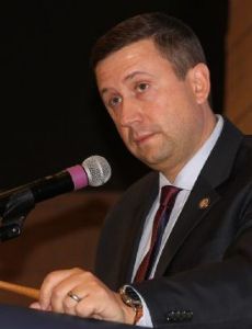 Ken Martin (politician)