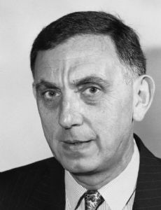 Michael Leifer