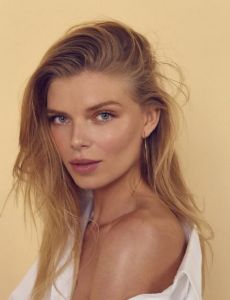 Dominika Szijartoova