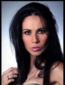 Liz Barros