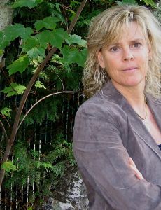 Hélène Dorion
