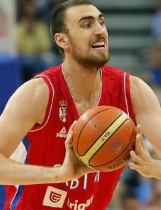 Nikola Milutinov