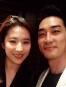 Song Seung-heon Dating History - FamousFix