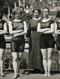 List of Swimming at the 1912 Summer Olympics - FamousFix List