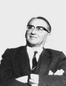 Menachem Avidom