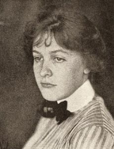 Sarah Stilwell Weber