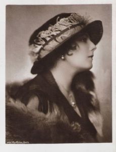 Lilly Flohr