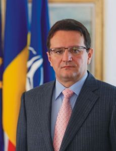 George Maior