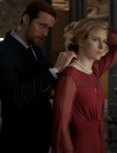 Alexander Skarsgård and Brit Marling