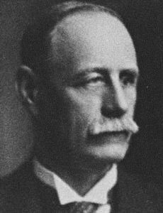 Douglas Lynsar
