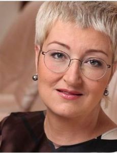 Tatyana Ustinova (Writer)
