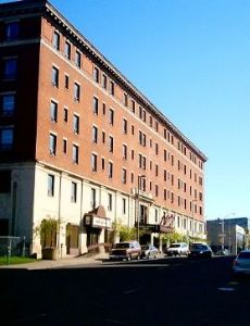 Prince Arthur Hotel