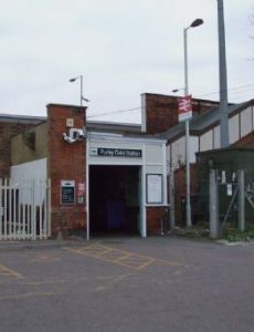 Purley Oaks railway station