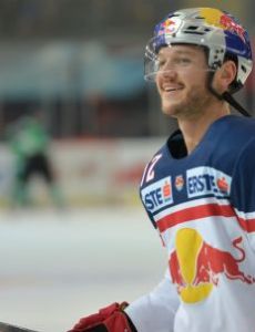 John Hughes (ice hockey b. 1988)