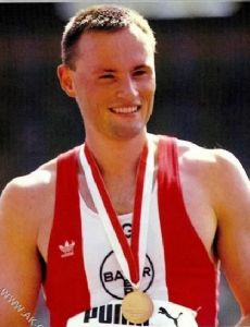 Ralf Lübke
