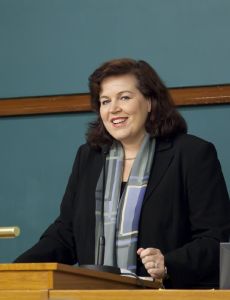 Anne Holmlund