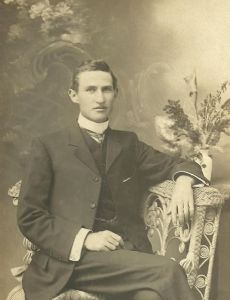 Frank Riethmuller
