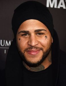 Tommy Vext