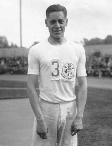 Cyril Gill