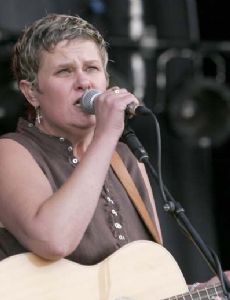 Julie Matthews